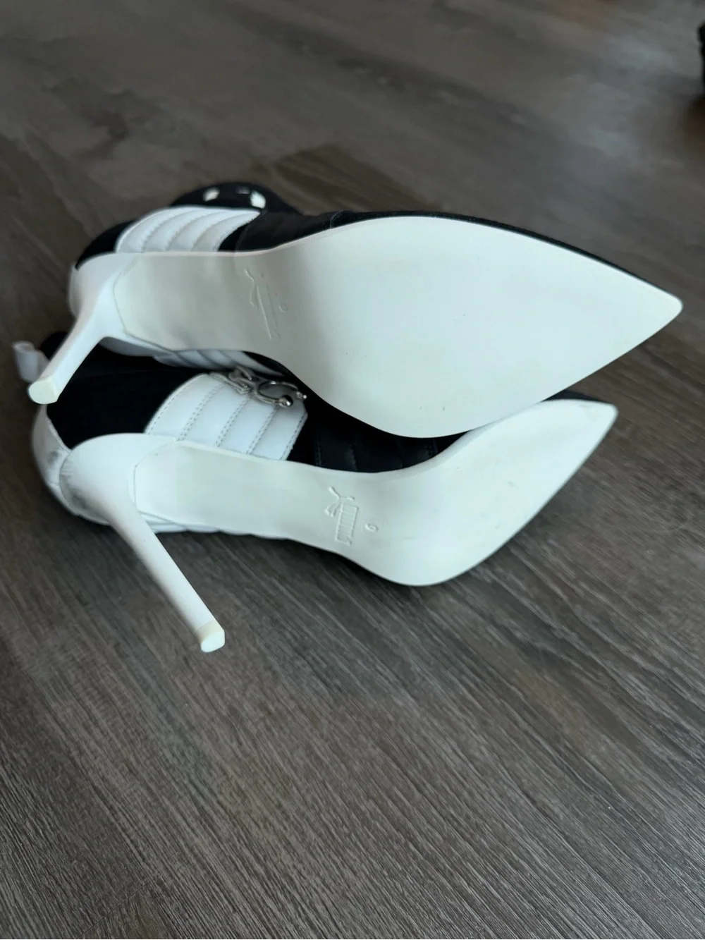 Black and White Lace-Up Stiletto Ankle Boots - Picture 8 of 9